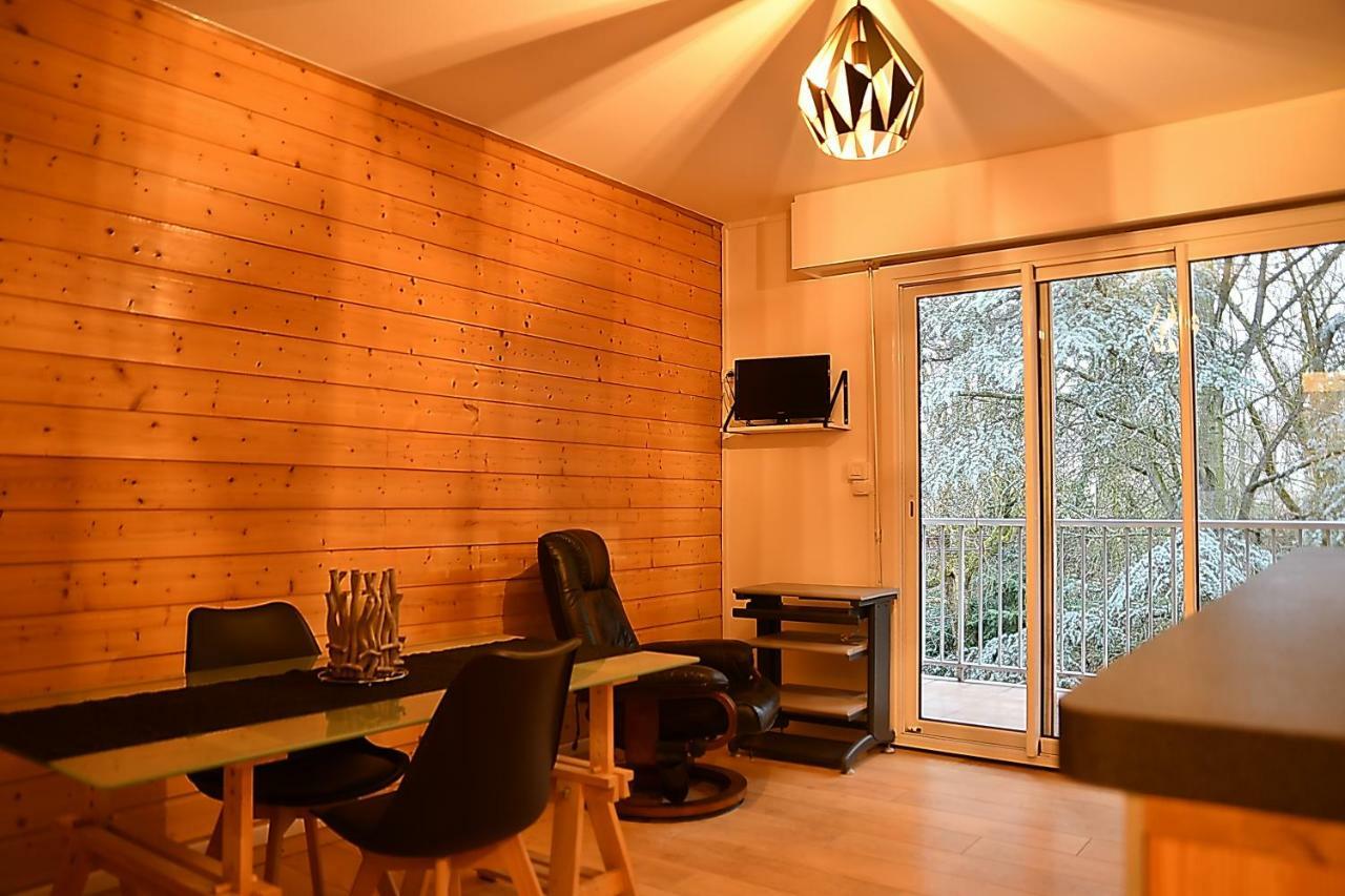 F1 Entier Cosy Style Chalet Montgeron, Proche Paris 外观 照片