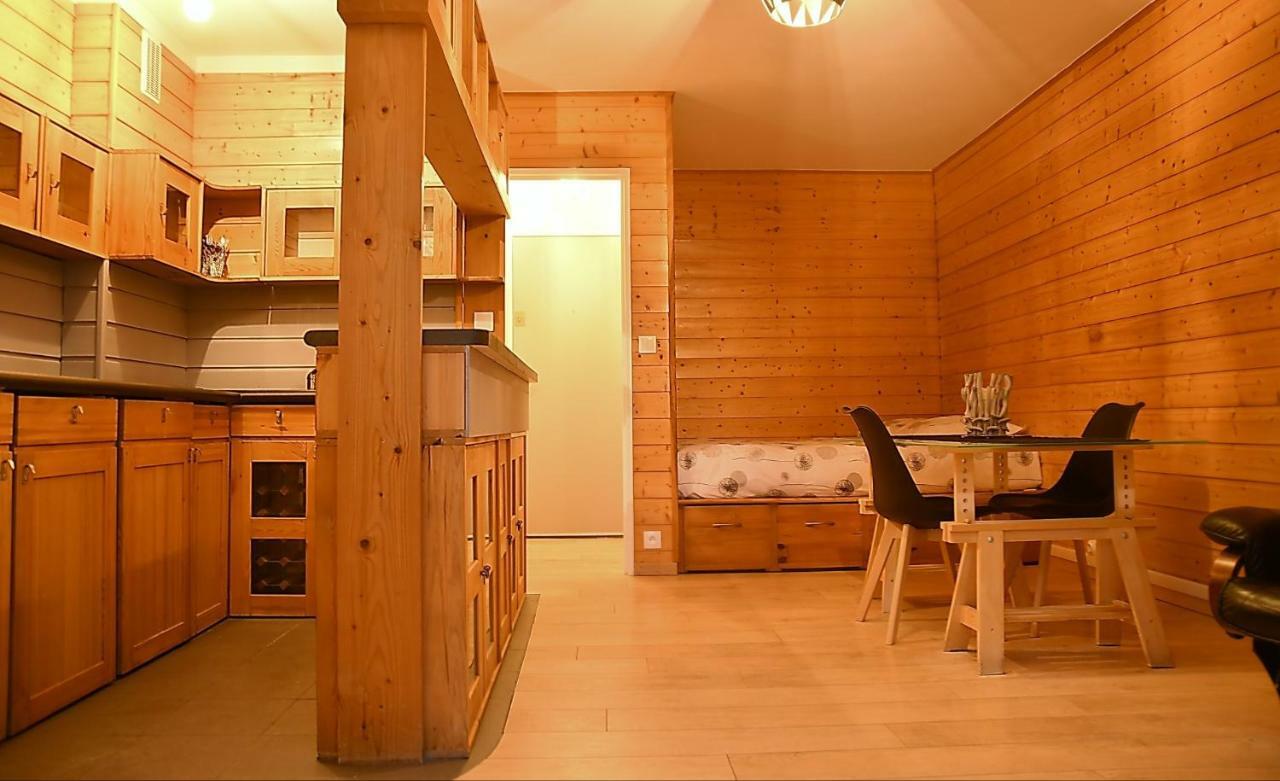 F1 Entier Cosy Style Chalet Montgeron, Proche Paris 外观 照片