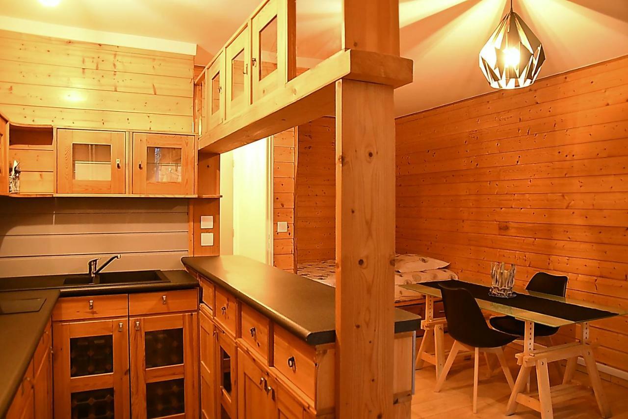 F1 Entier Cosy Style Chalet Montgeron, Proche Paris 外观 照片